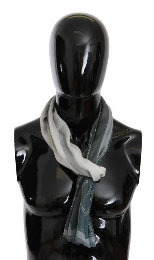 Elegante bufanda estampada en gris azulado