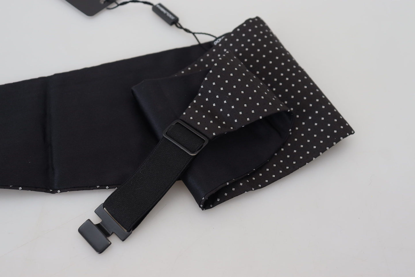 Eleganter gepunkteter Kummerbund aus Seide