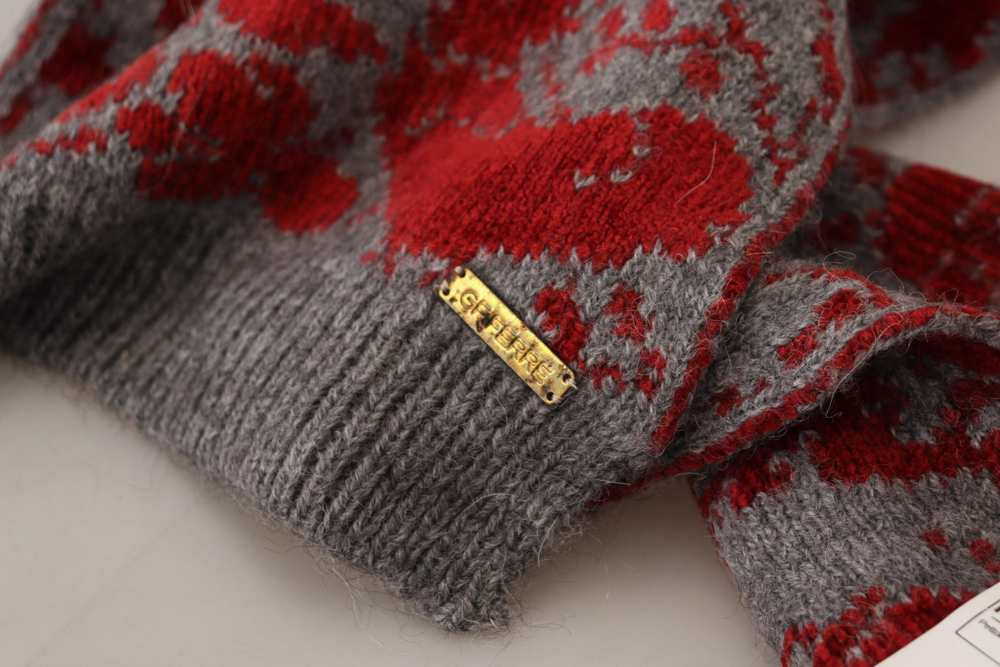 Elegante bufanda envolvente de algodón en rojo y gris