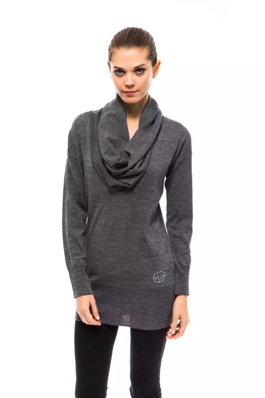 Suéter de lana gris para mujer