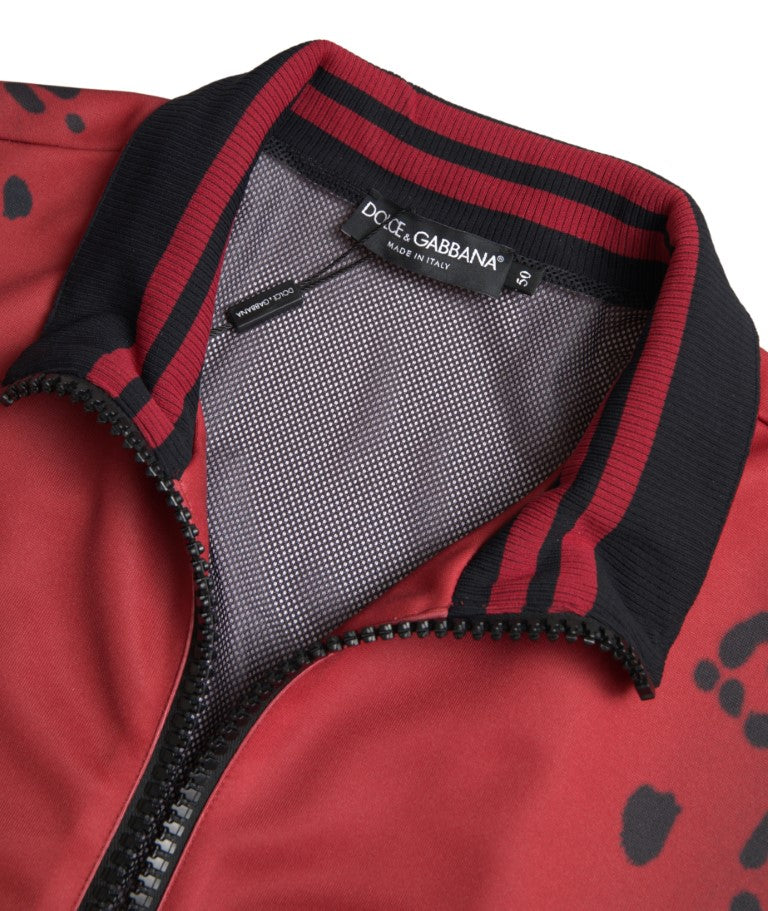 Rote Bomberjacke mit Leopardenmuster
