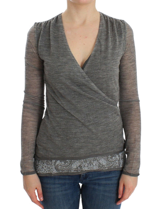 Eleganter Pullover mit tiefem V-Ausschnitt aus einer Wollmischung in Grau