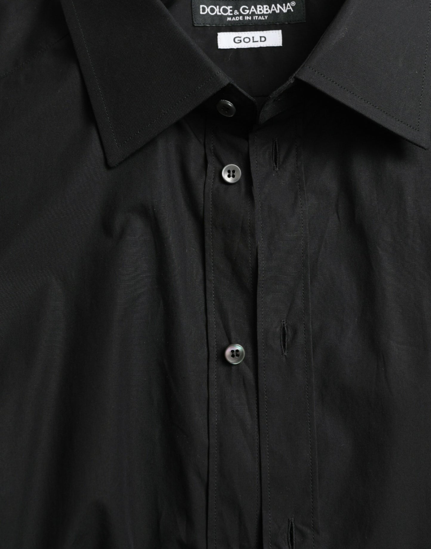 Camisa de vestir italiana elegante y ajustada de color negro