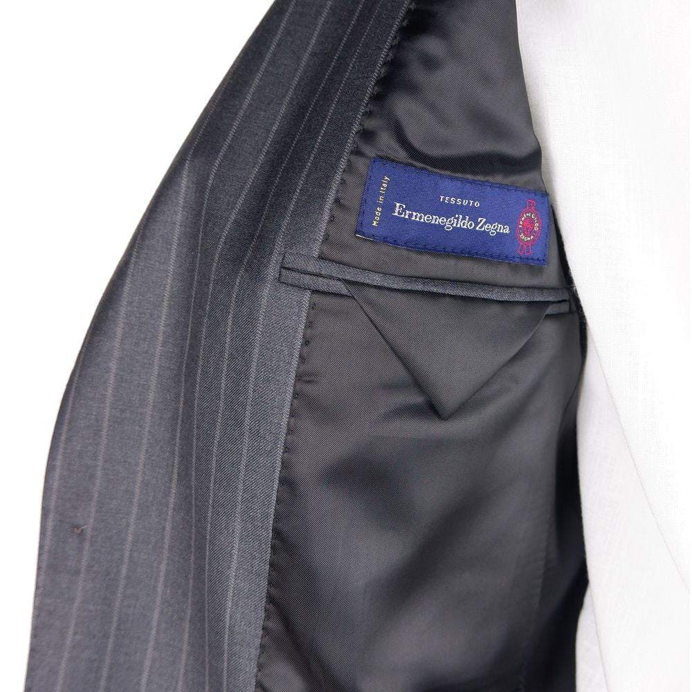 Traje de lana virgen gris