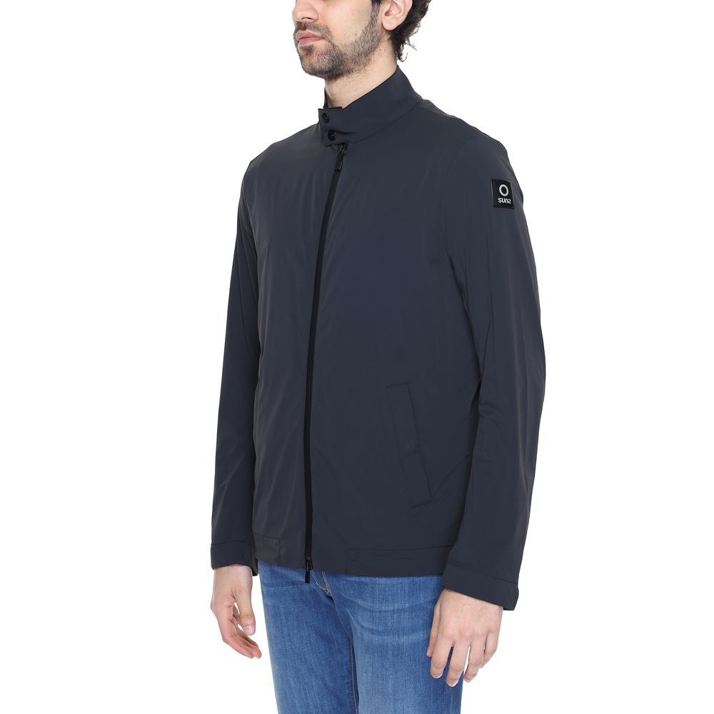 Schwarze Nylonjacke