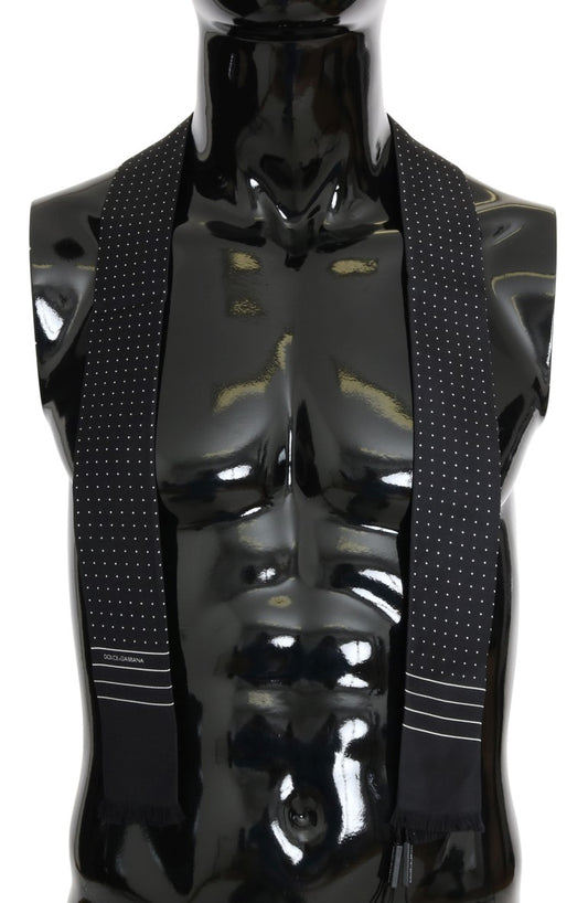 Eleganter Seidenkrawattenschal für Herren