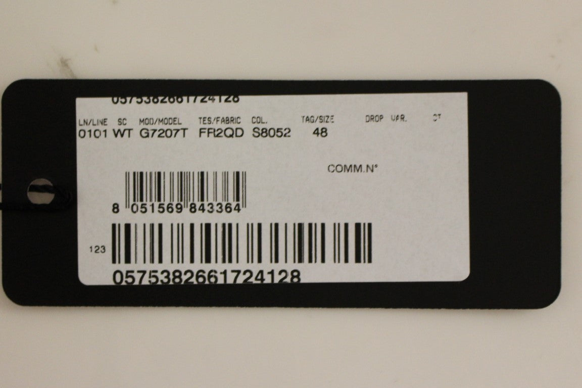 Elegante grau gestreifte Weste