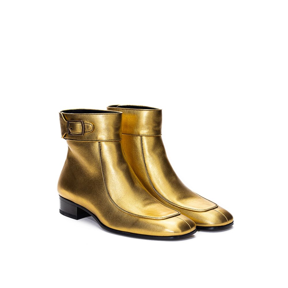 goldener Lederstiefel