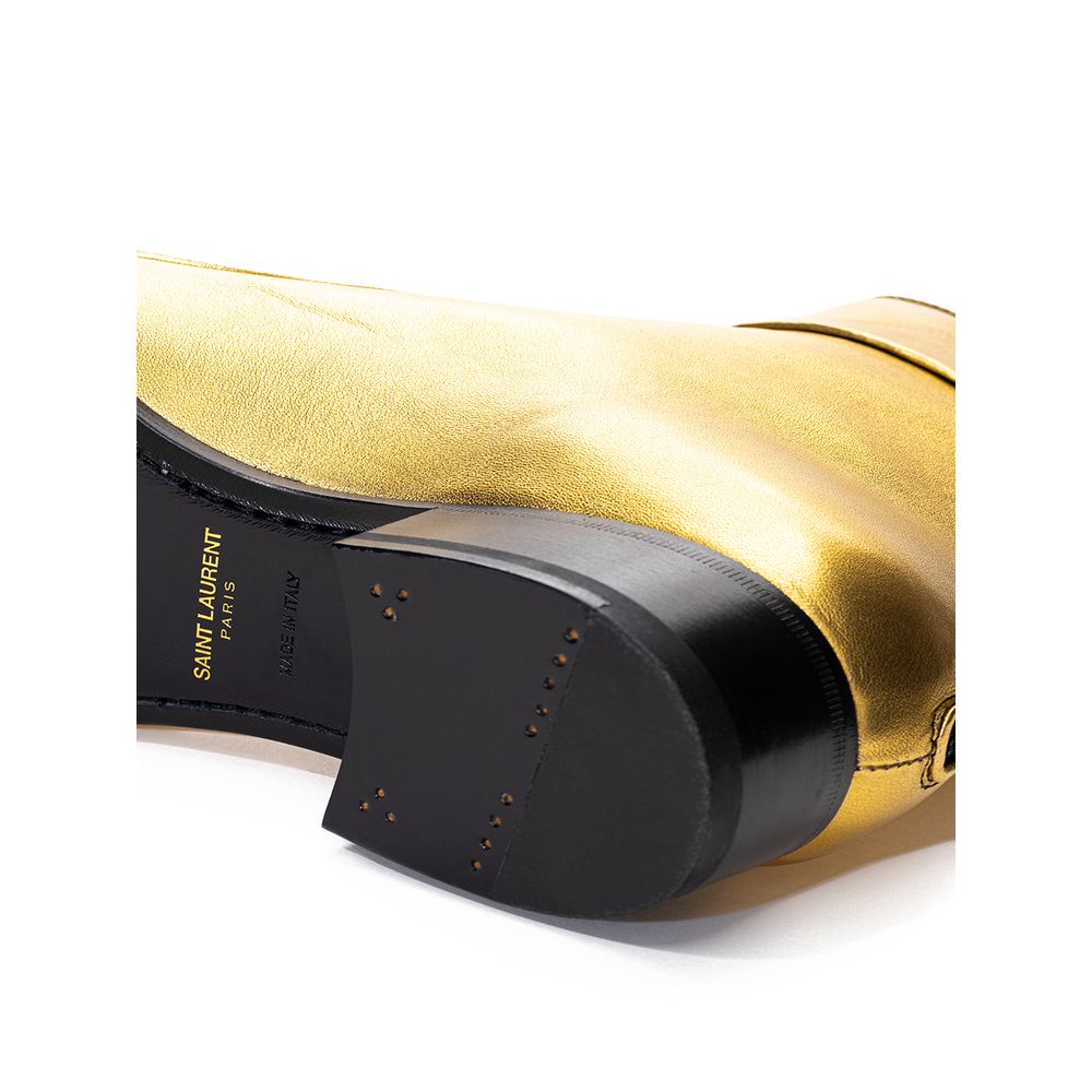 goldener Lederstiefel