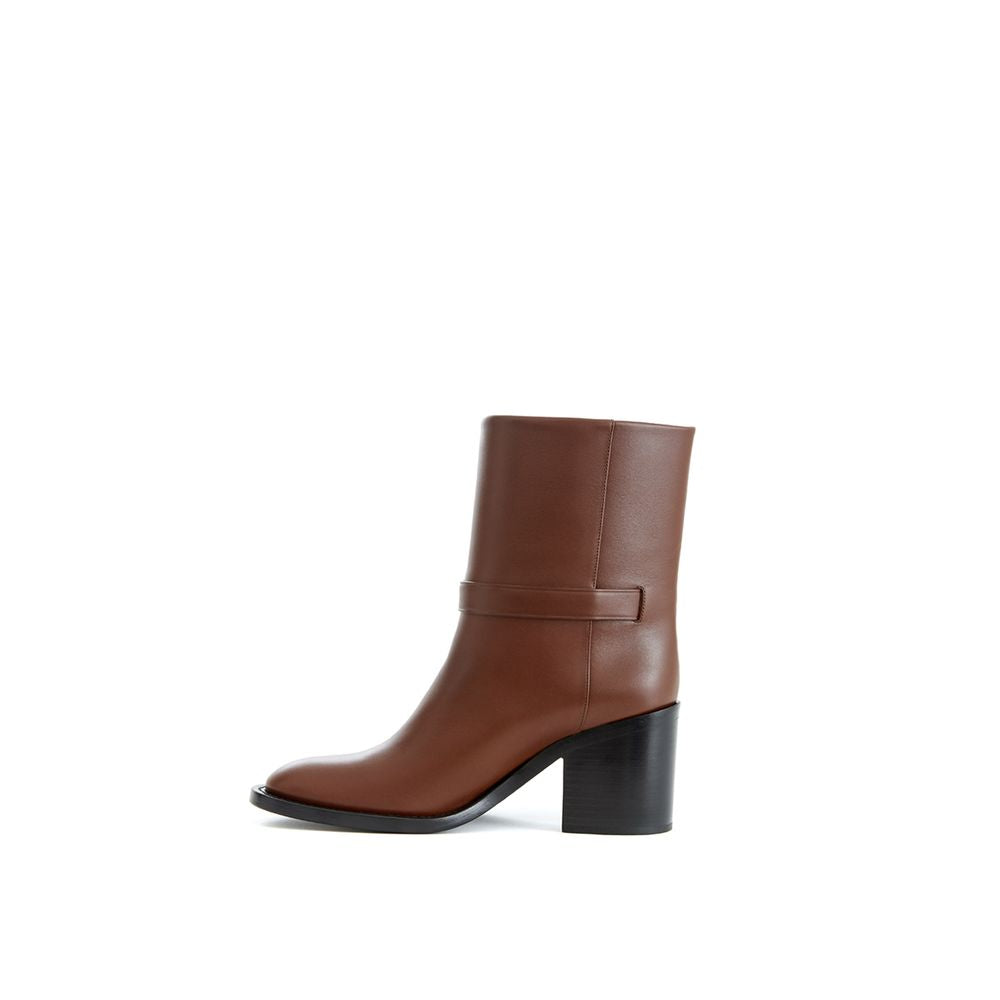 Bota de piel marrón
