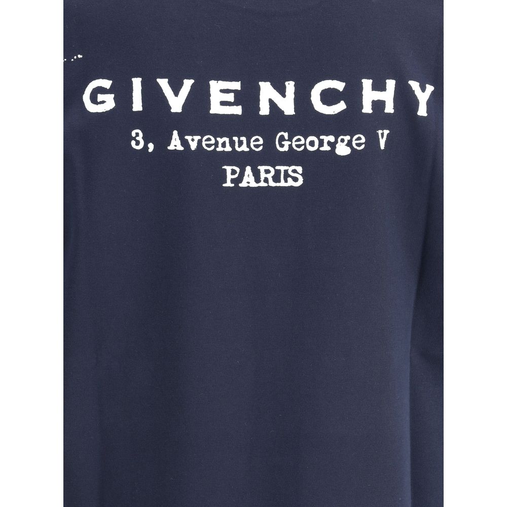 T-Shirt with logo printed on the back