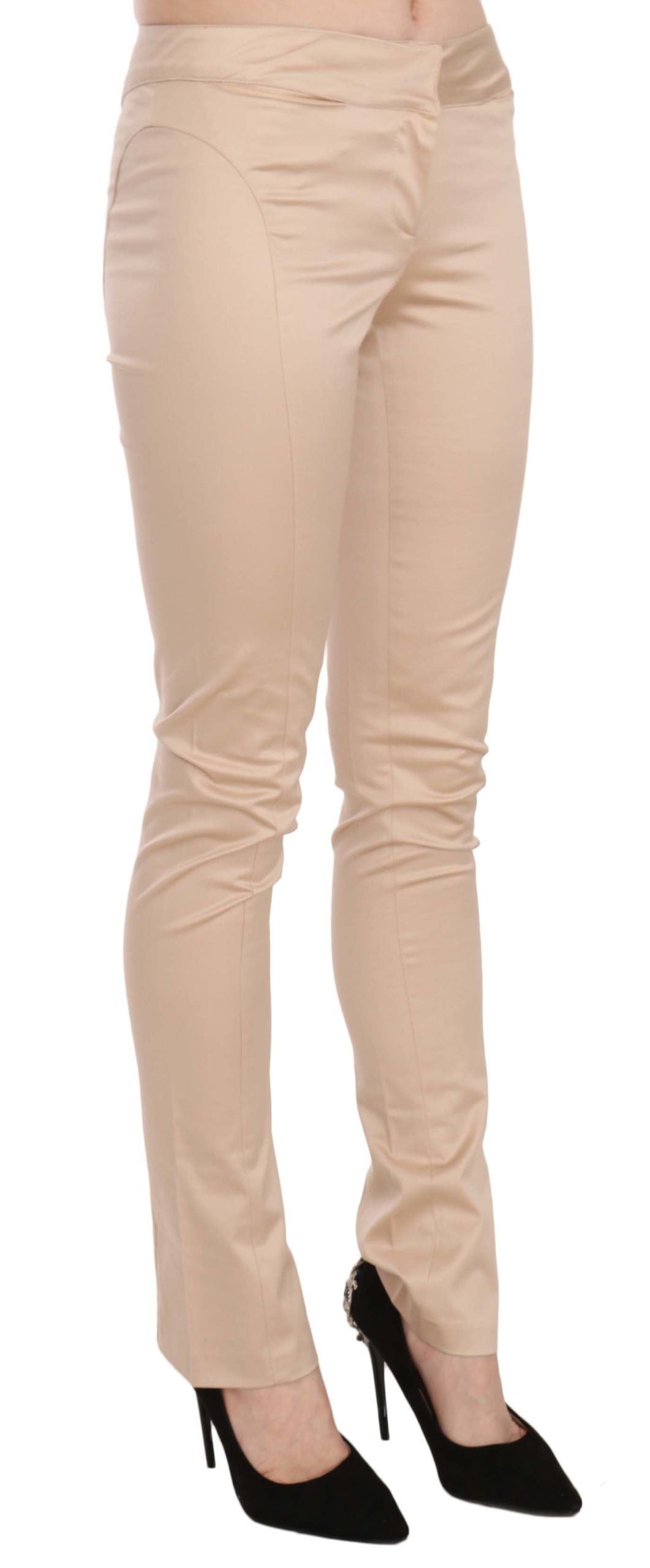 Pantalones pitillo elegantes de talle bajo en color crema