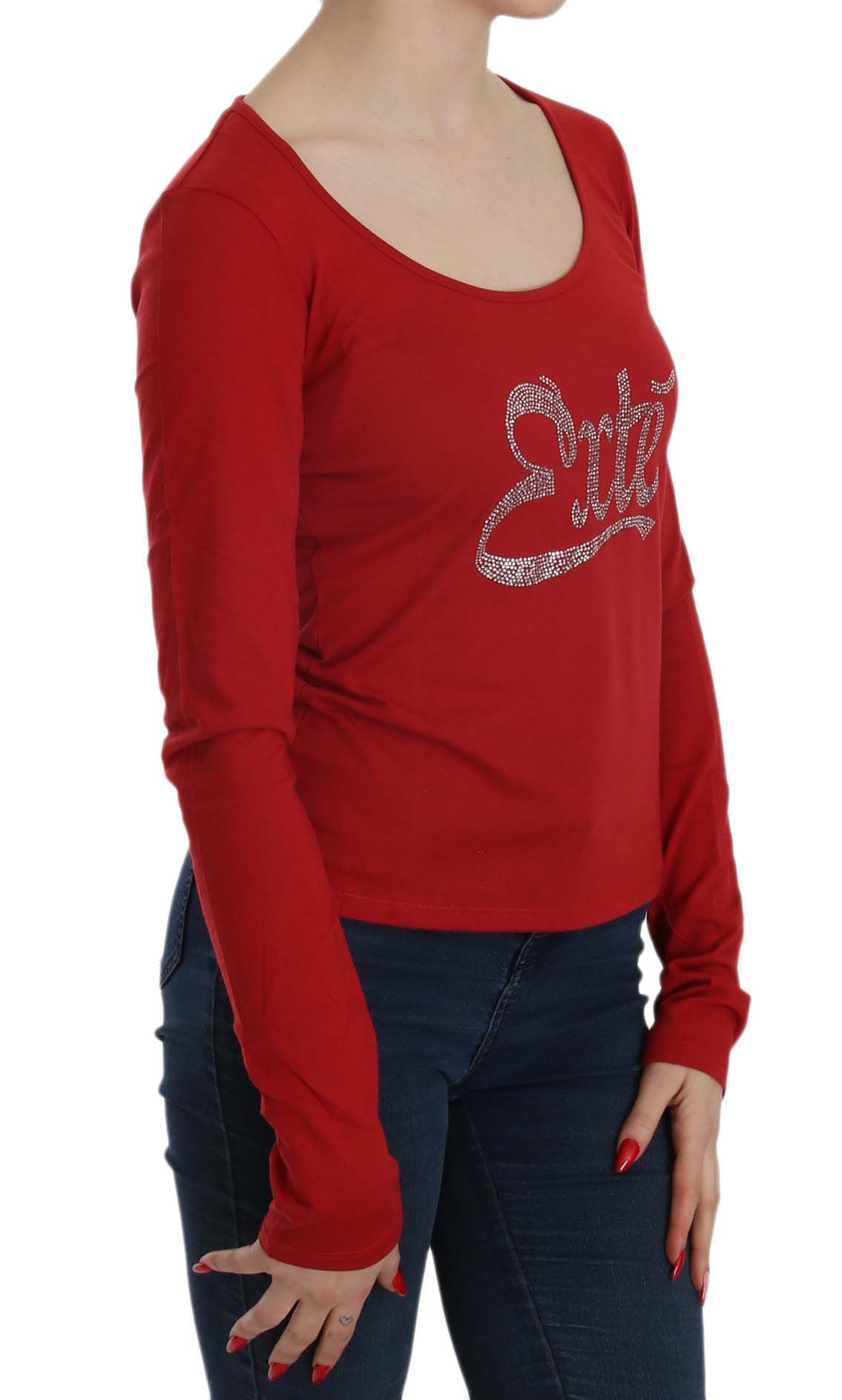 Deslumbrante blusa adornada con cristales rojos