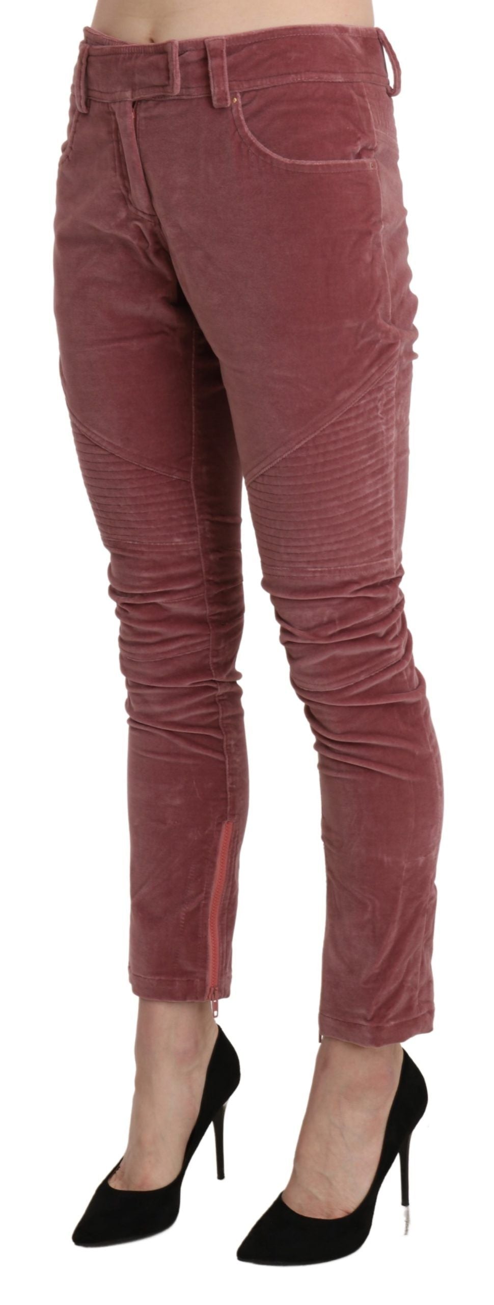 Schicke rote Skinny-Hose mit mittelhohem Bund