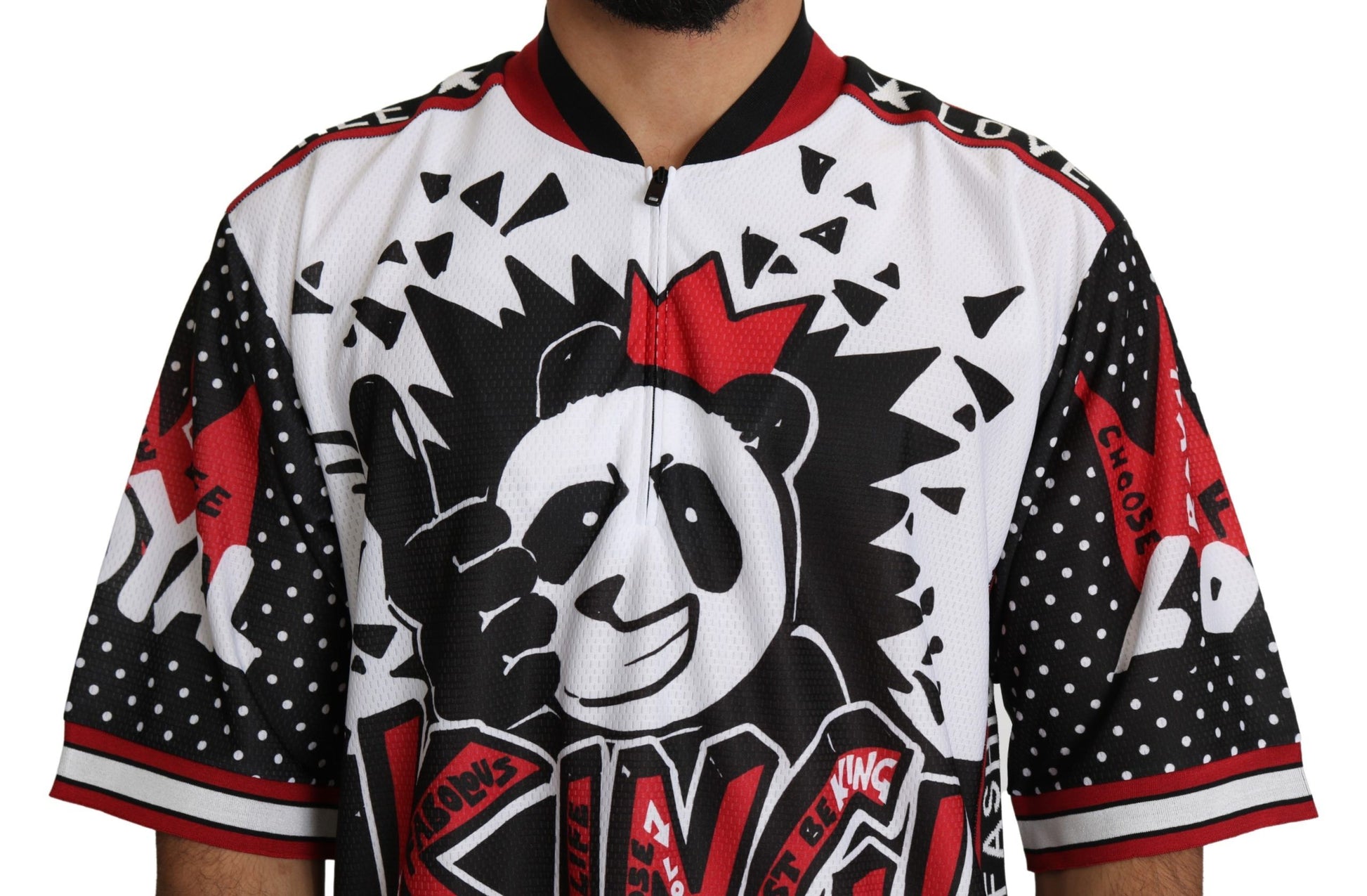 Camiseta elegante con cuello con cremallera y estampado de panda blanco