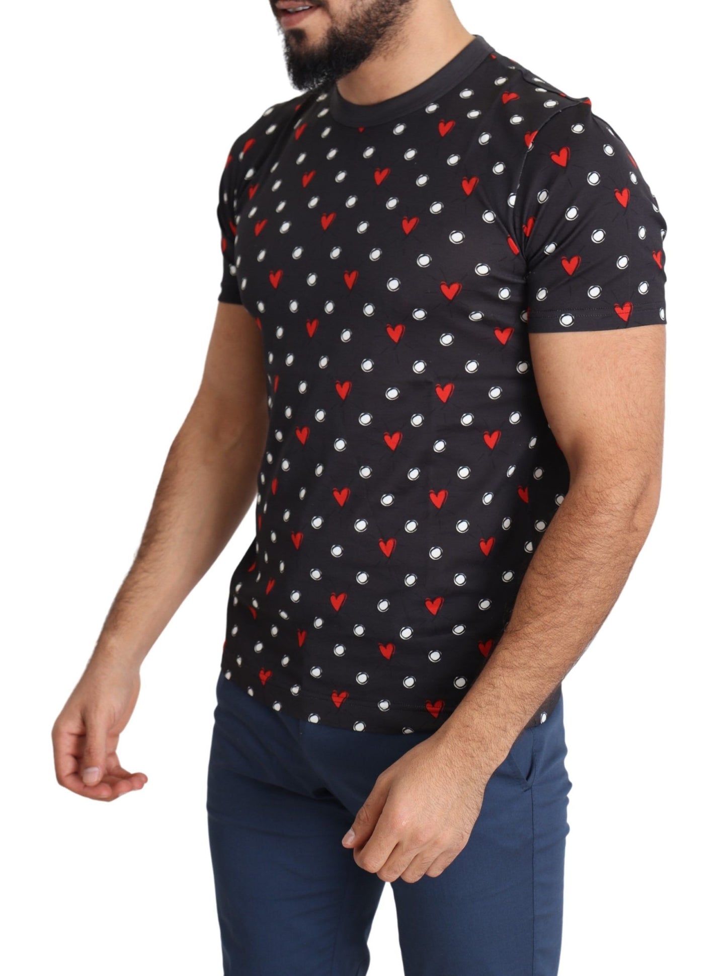 Camiseta elegante de algodón gris con estampado de corazones