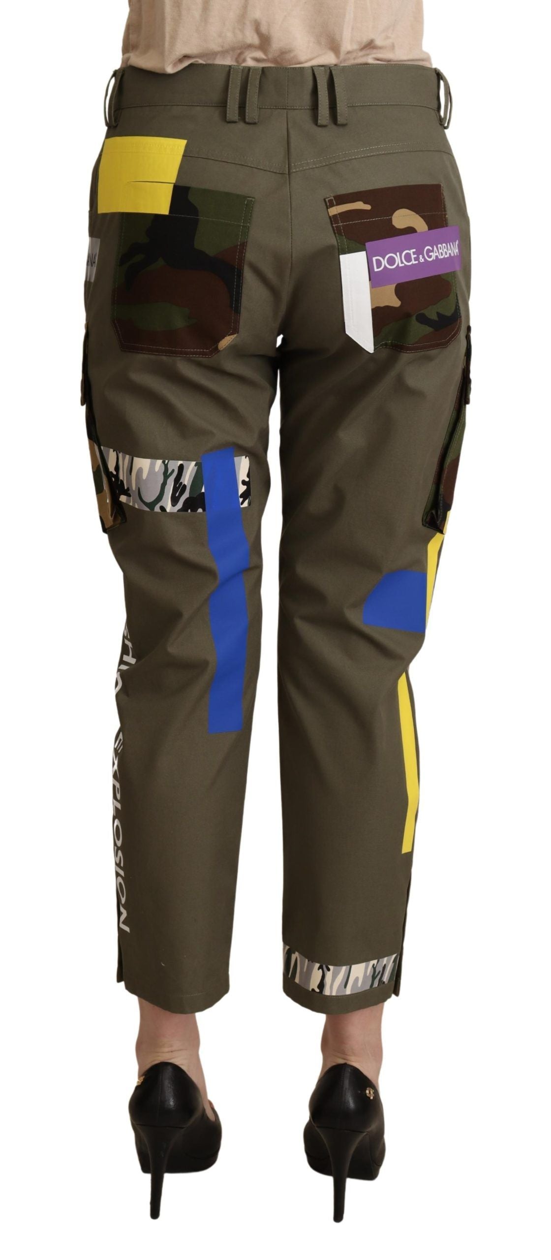 Pantalones cargo elegantes con parches multicolor