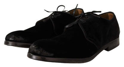 Elegantes zapatos Derby de terciopelo negro