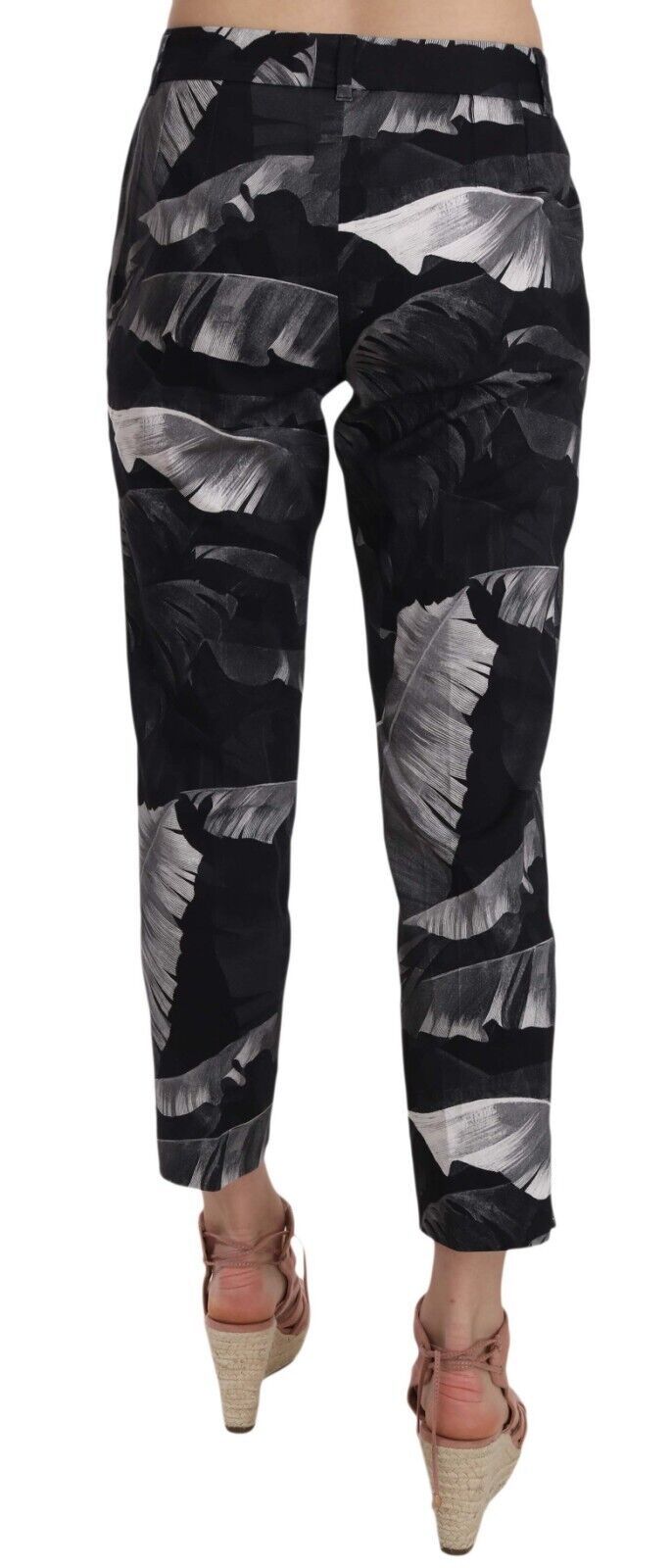 Elegante schwarze Caprihose mit Bananenblatt-Print