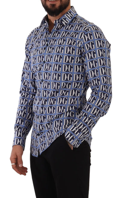 Camisa de algodón con logo azul y corte entallado