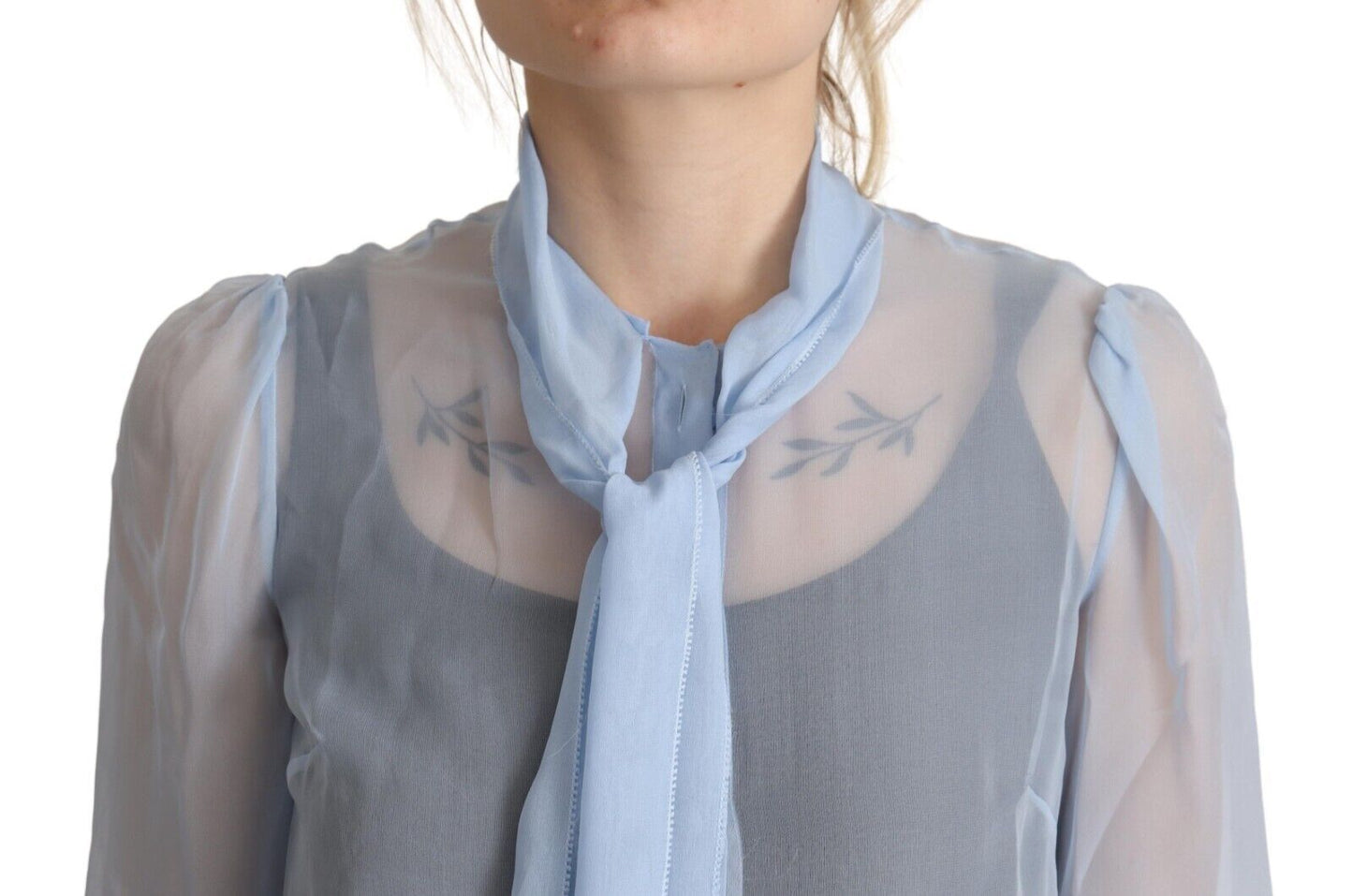 Elegante Seidenbluse mit Ascot-Kragen