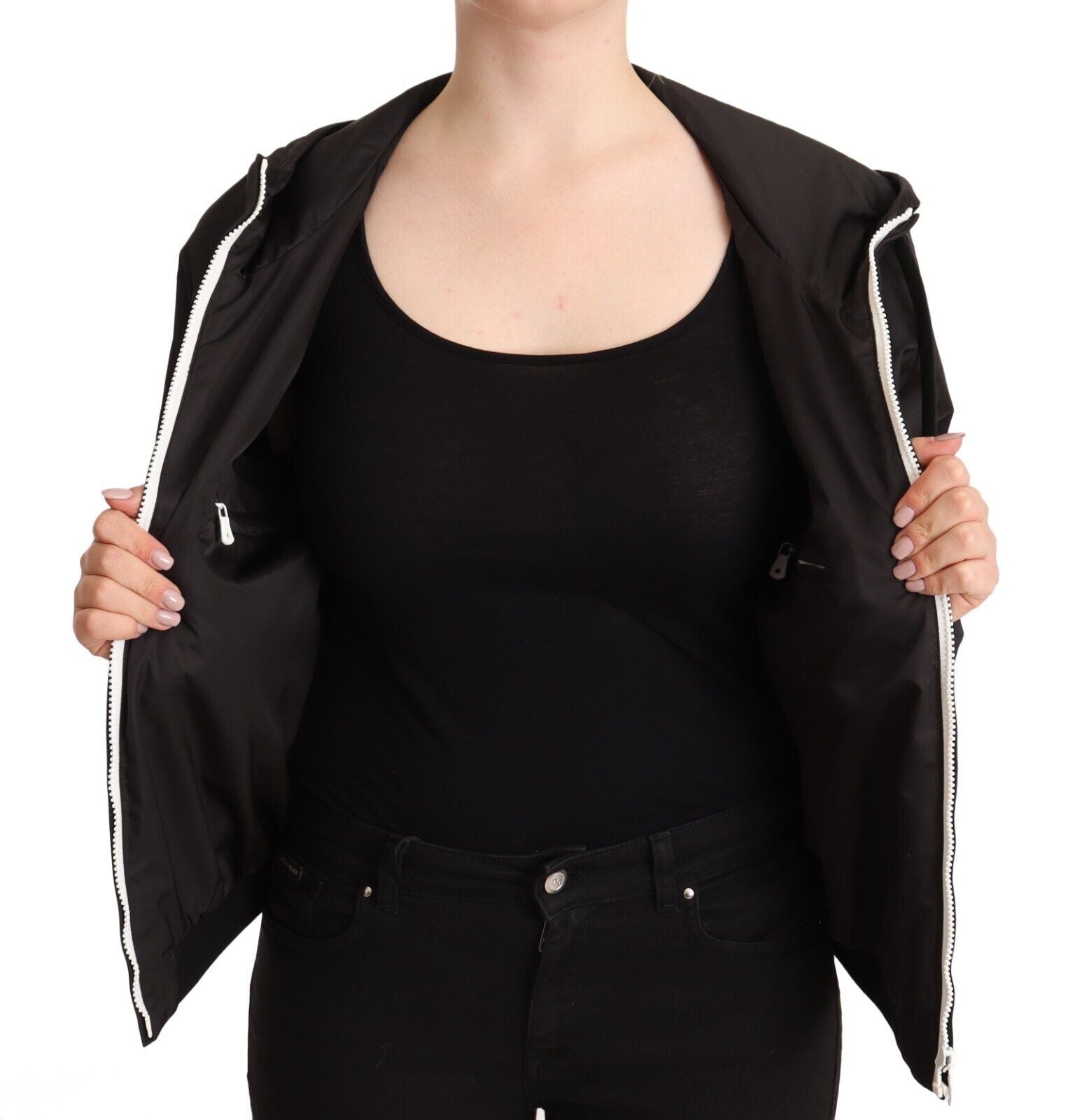 Elegante schwarze Bomberjacke mit Kapuze