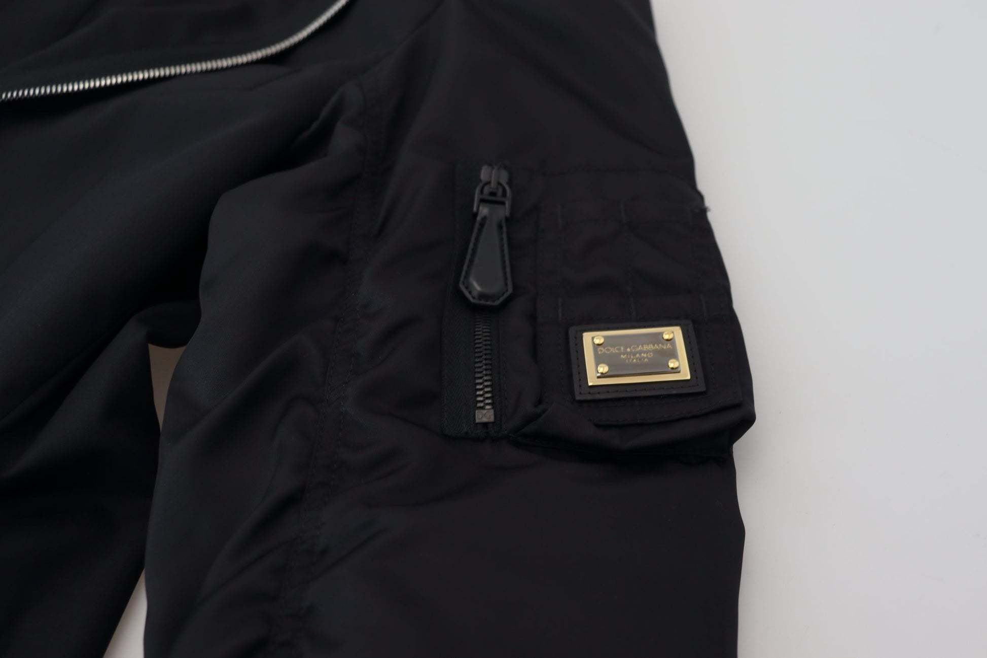 Elegante schwarze Jacke aus Schurwolle