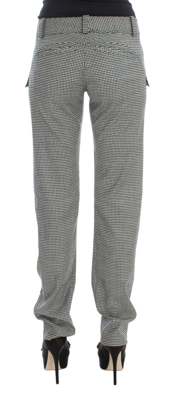 Pantalones elegantes de cuadros blancos y negros de corte regular