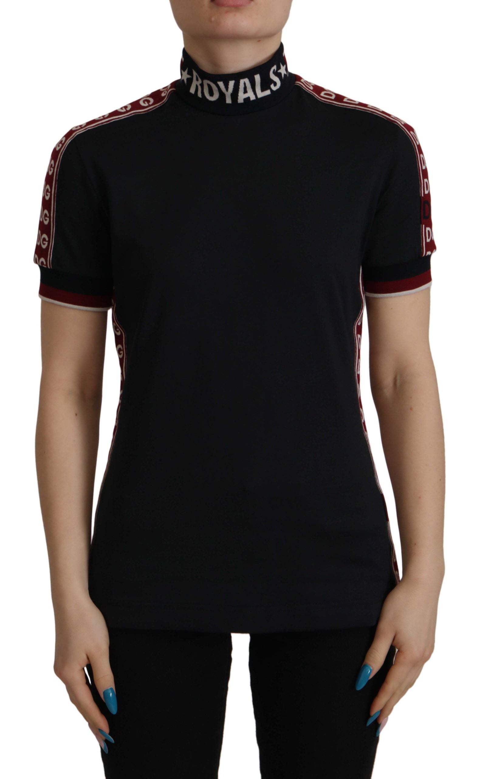 Elegante camiseta de algodón con cuello alto en color negro