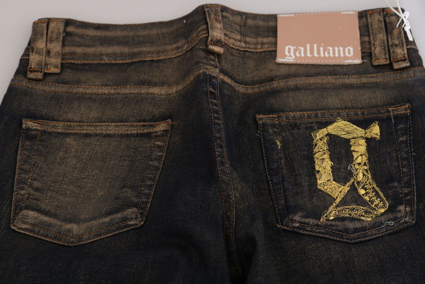 Schicker ausgestellter Jeansstoff in Schwarz mit mittlerer Taille