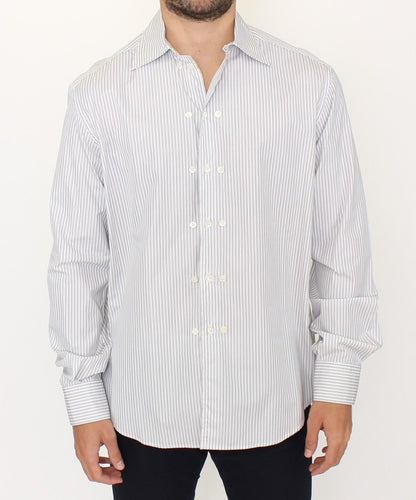 Camisa elegante de algodón a rayas blancas y grises