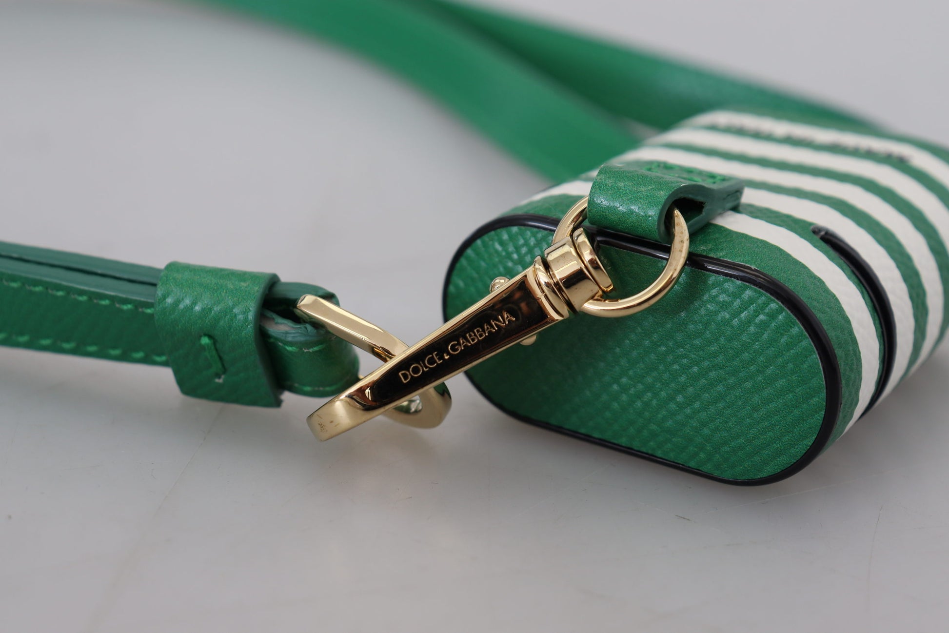 Estuche elegante de cuero para Airpods - Verde exuberante