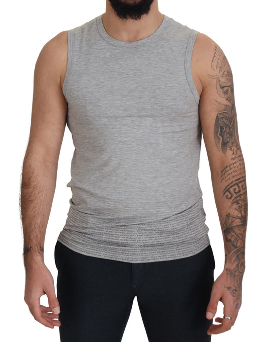 Camiseta elegante gris sin mangas con cuello redondo