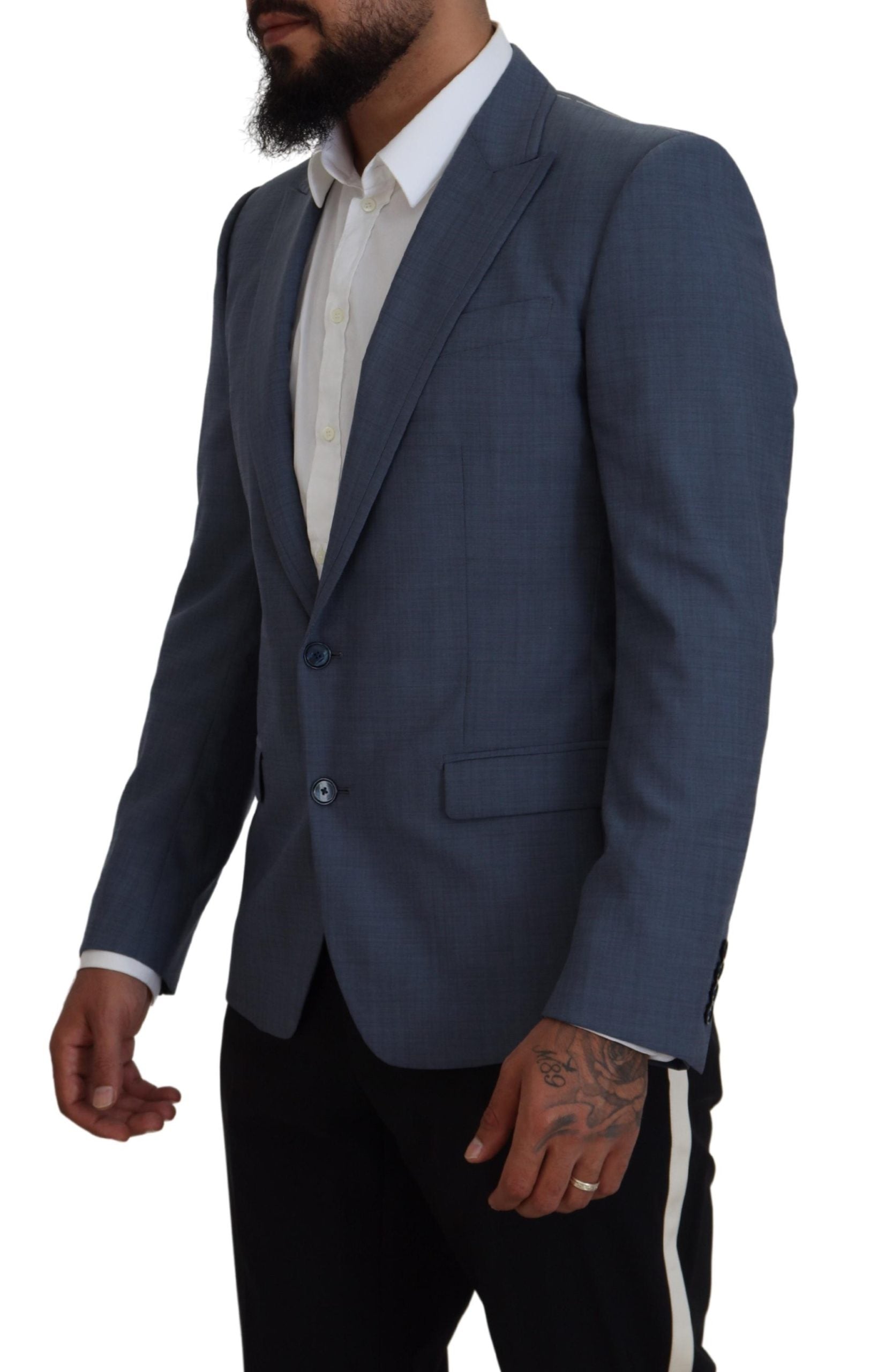 Elegante blazer deportivo azul de botonadura sencilla