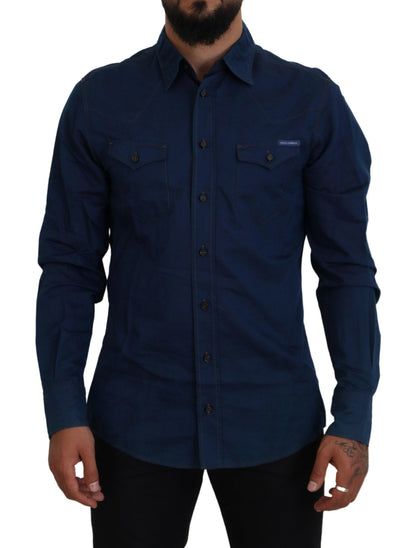 Camisa vaquera azul elegante e informal