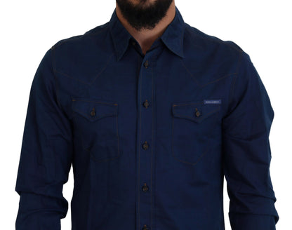 Camisa vaquera azul elegante e informal