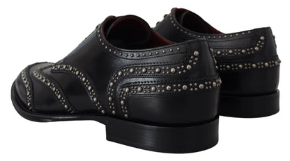 Elegantes zapatos Derby negros con tachuelas