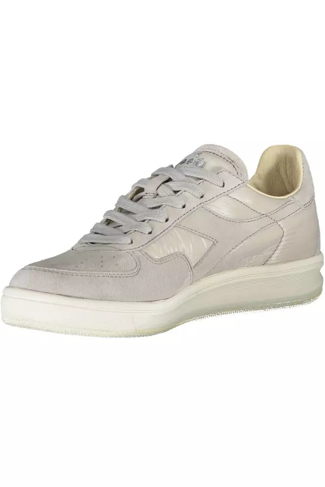 Zapatillas de piel gris para mujer