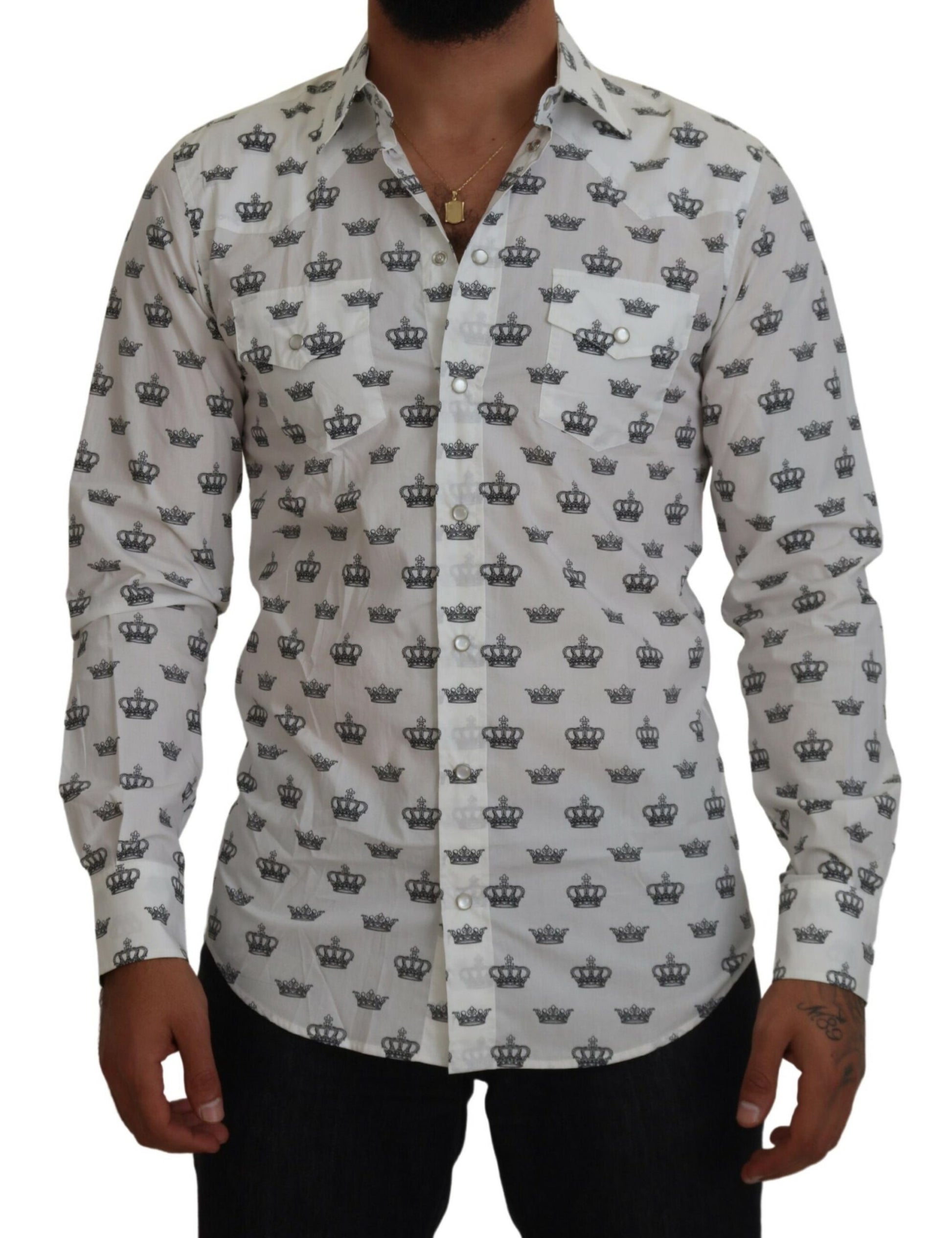 Camisa de vestir con estampado de corona y corte entallado