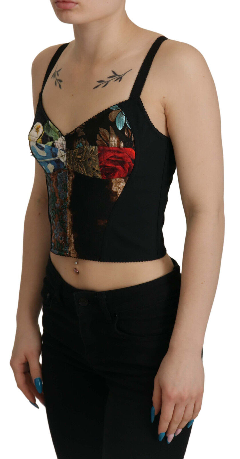 Elegante blusa con corsé y estampado floral