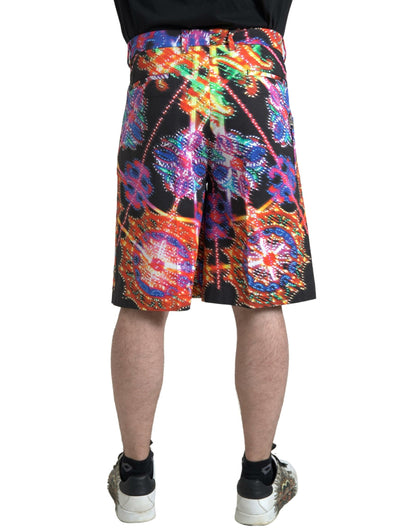 Bermudashorts mit buntem Aufdruck