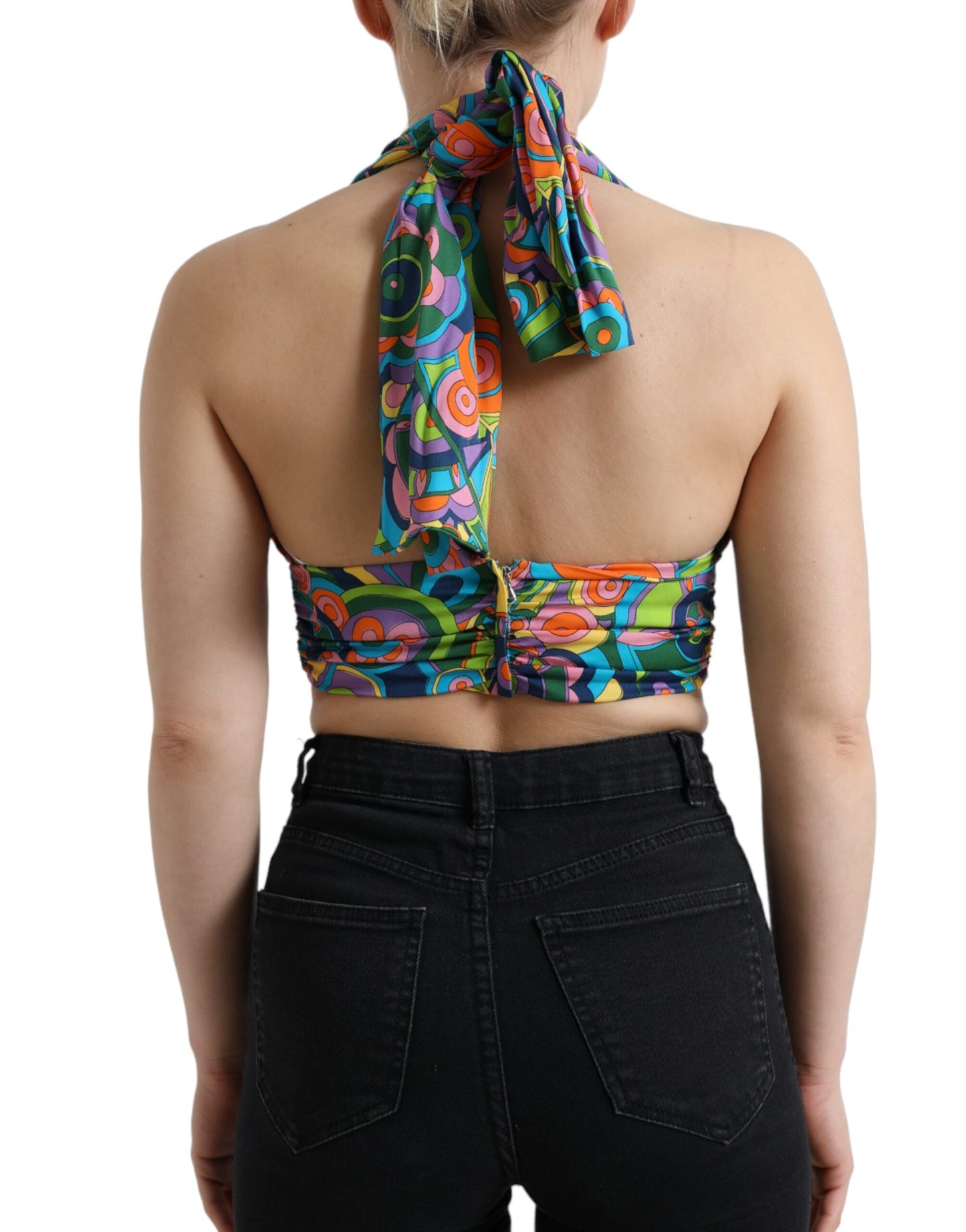 Elegante top corto con cuello halter en mezcla de seda