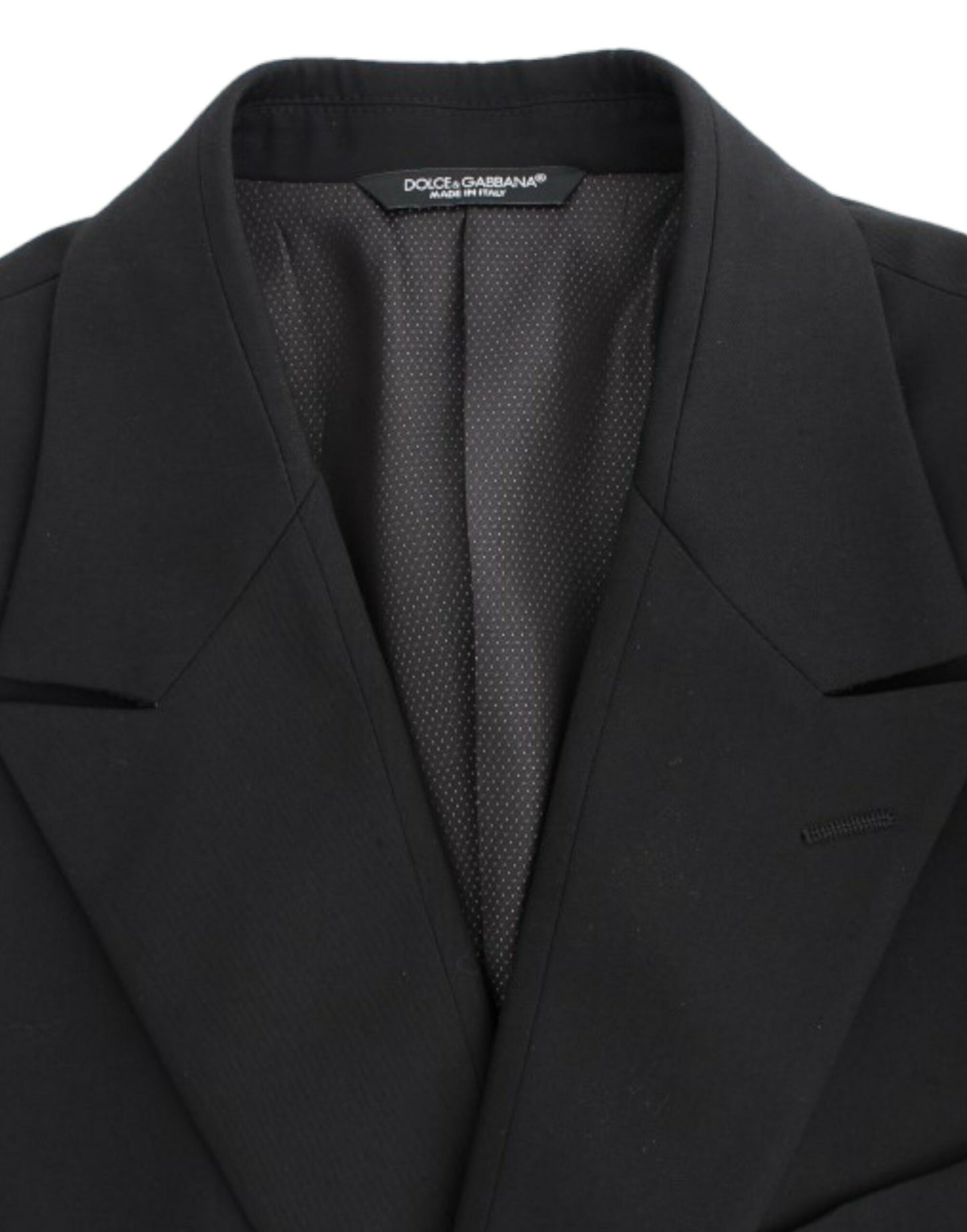 Blazer elegante de lana negra de corte entallado