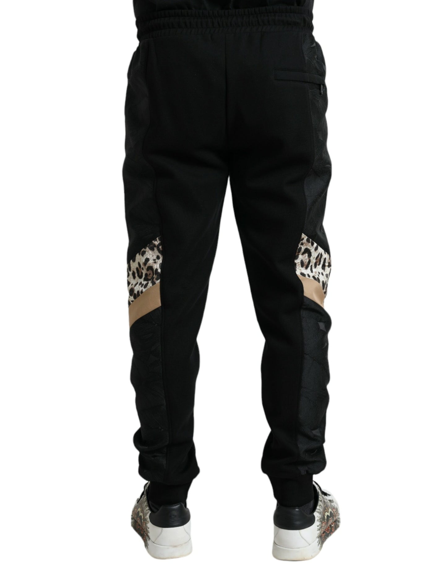 Elegante schwarze Jogginghose mit Leopardenmuster