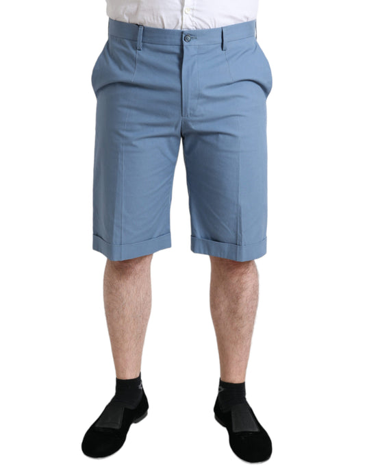 Himmelblaue Bermudashorts aus Baumwolle