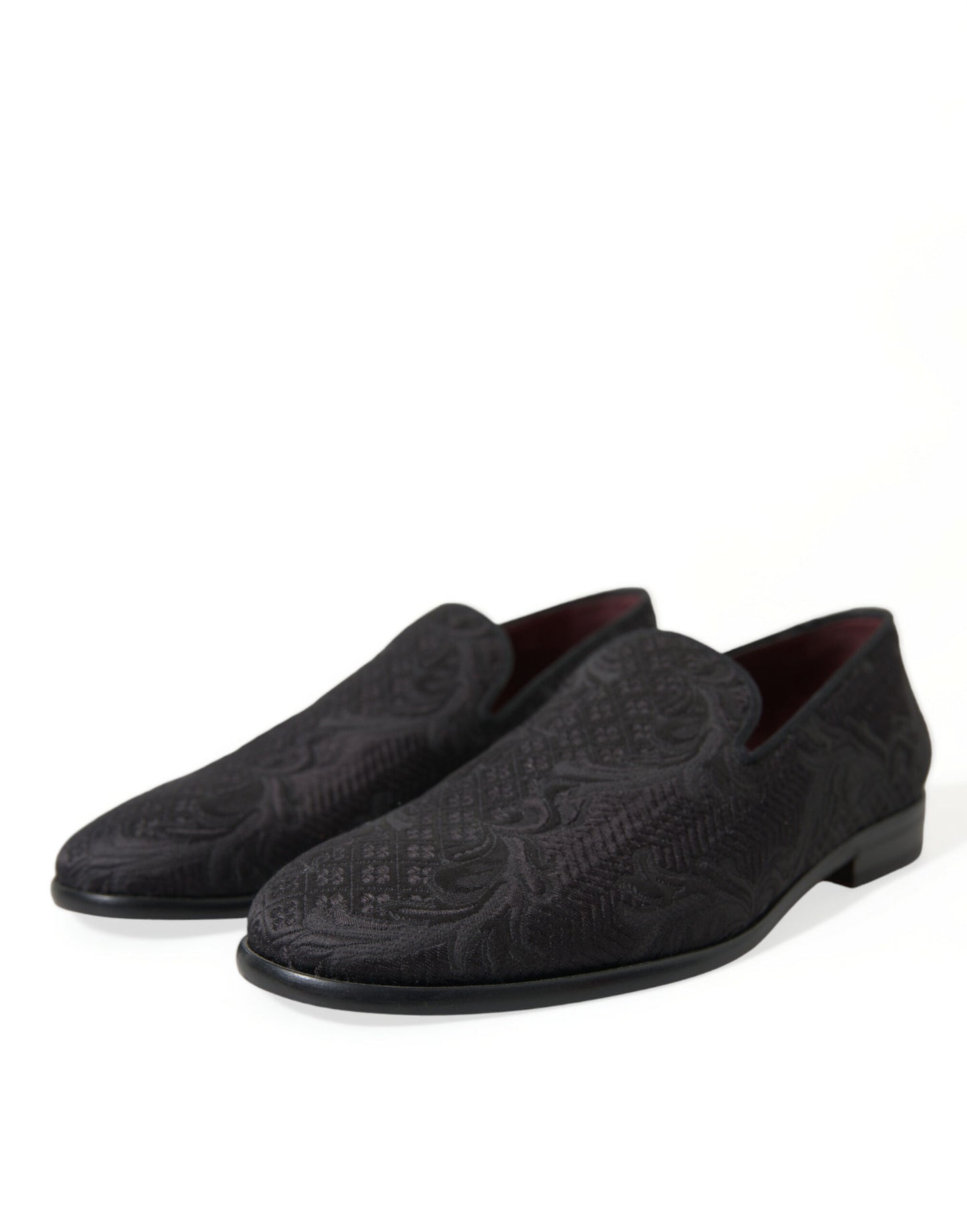 Elegante schwarze Loafer aus Brokat