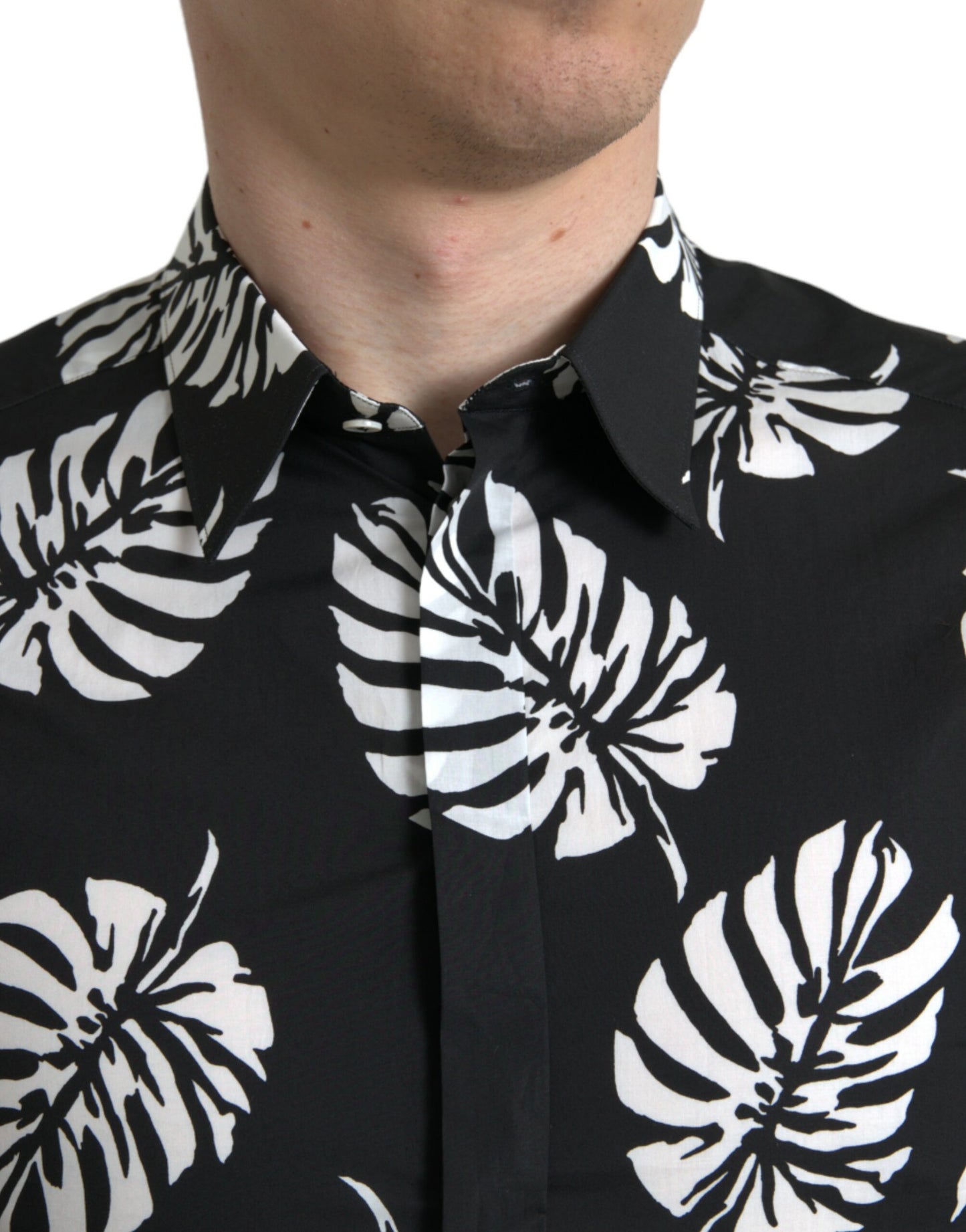 Camisa de vestir elegante de corte entallado con estampado de hojas