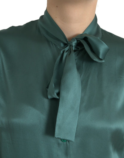 Elegante blusa de seda verde oscuro