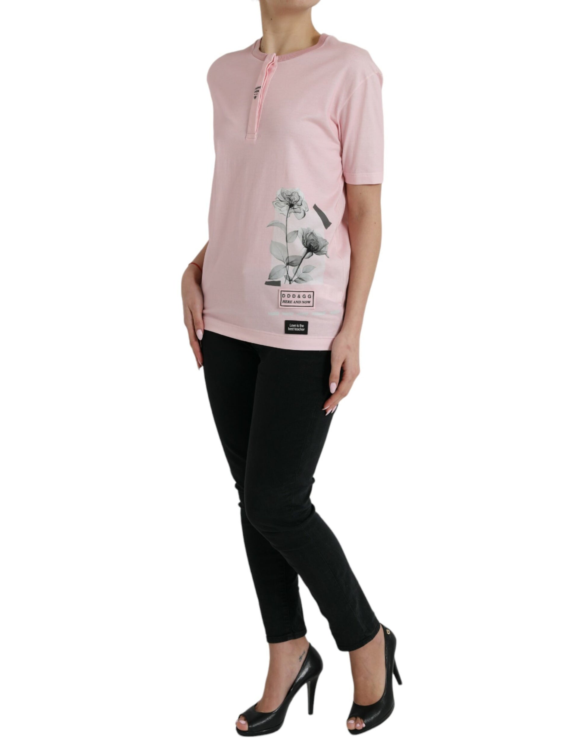 Schickes rosa Baumwoll-T-Shirt mit Blumenmuster