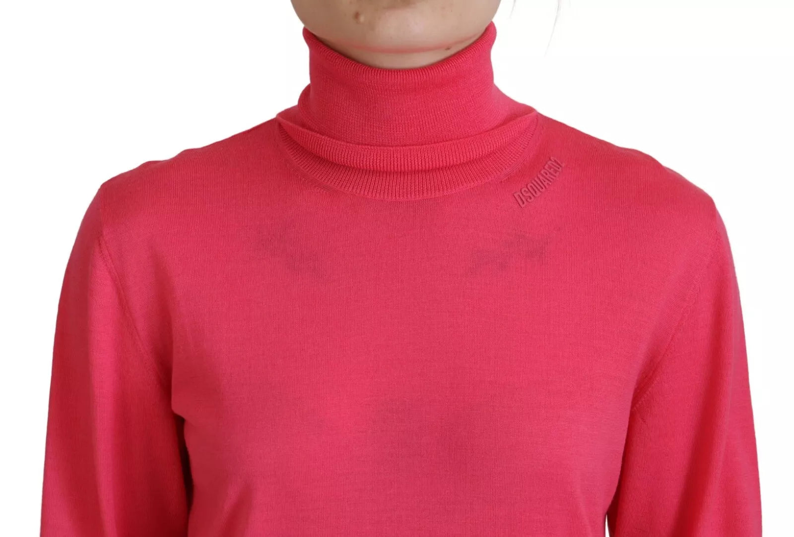 Suéter casual de cuello alto y manga larga de color rosa liso